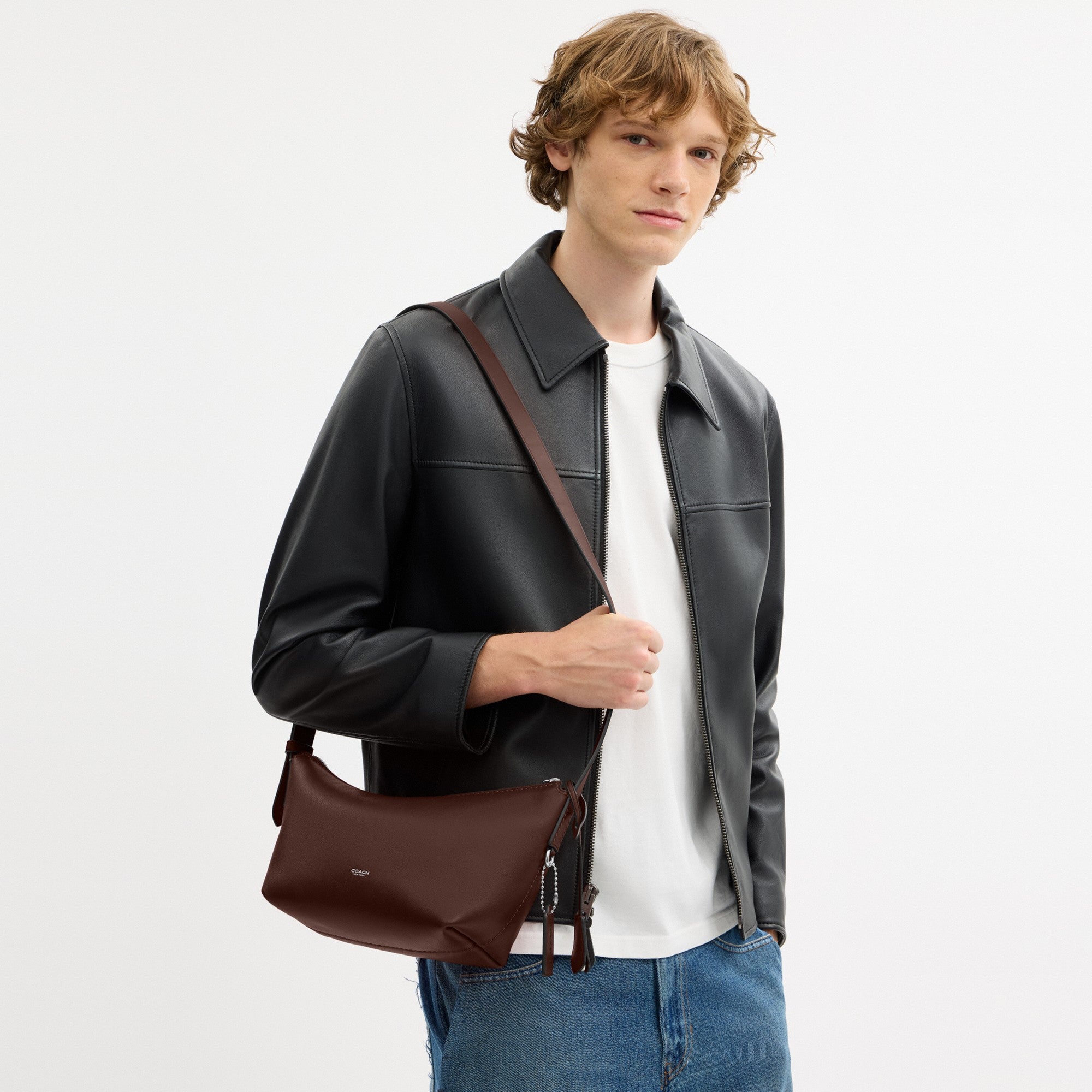 Mott Sling Bag 22