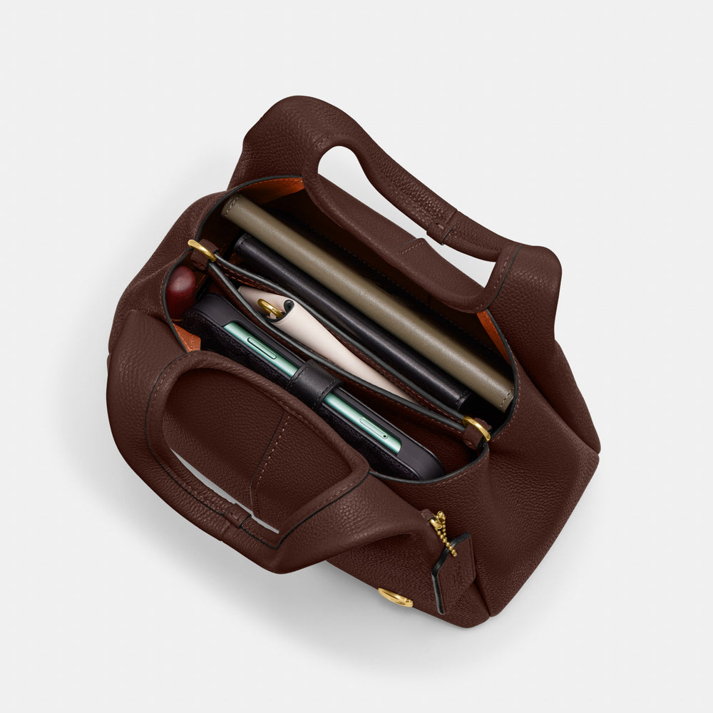Lana Shoulder Bag 23