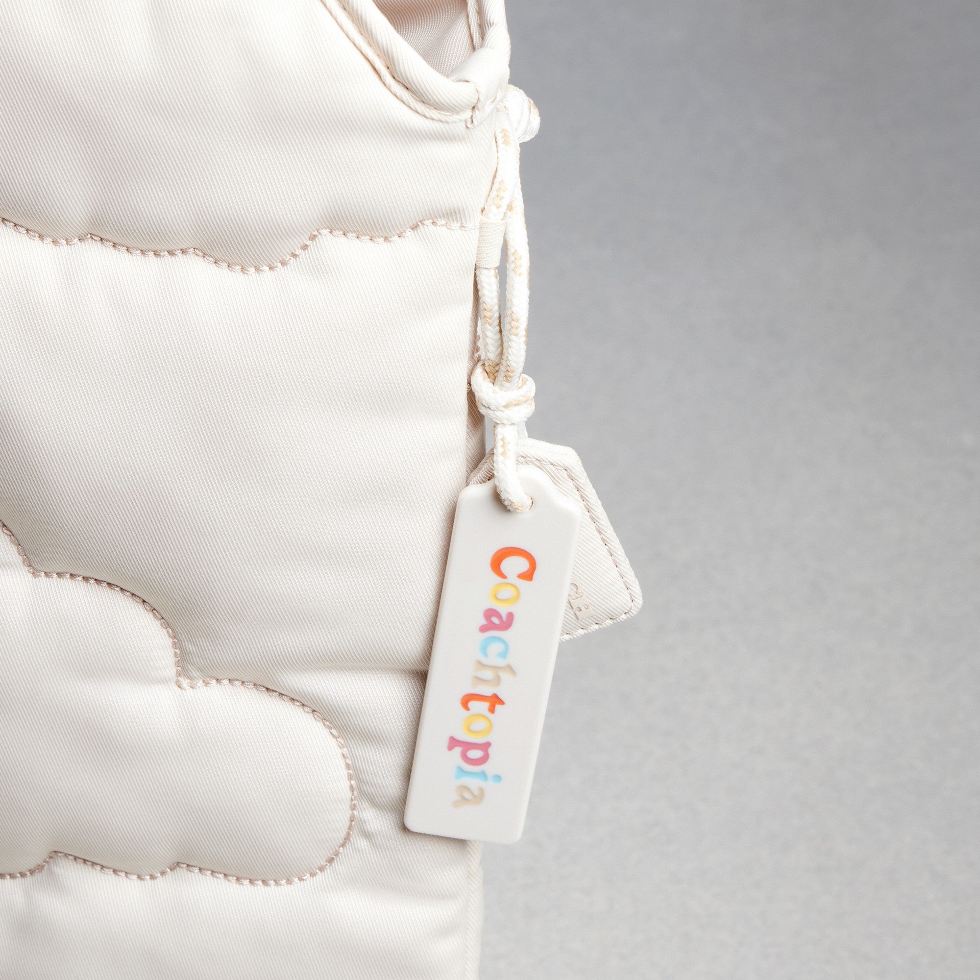 Coachtopia Loop Flat Tote With Cloud Quilting